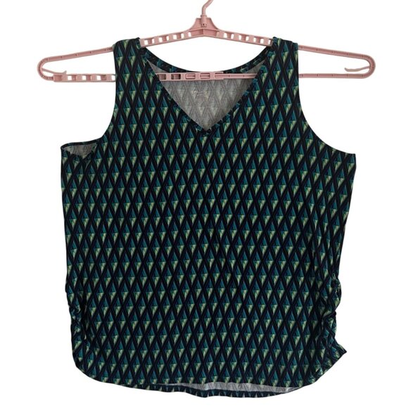 Lane Bryant Tops - Lane Bryant Sleeveless V-Neck Diamond Print Tank Top Size 22/24 Rayon/Spandex